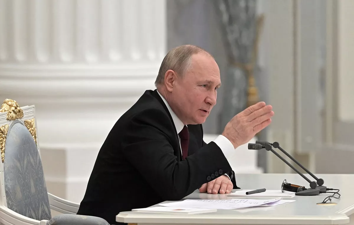 Vladimir Putin reconoce la independencia de regiones en Ucrania
