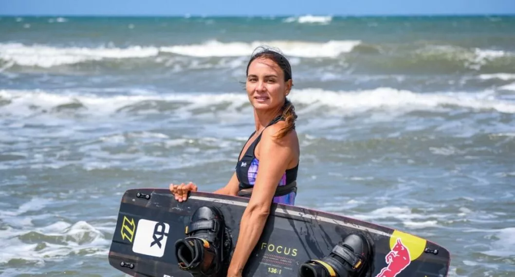 'Kitesurf', nuevo deporte en las playas de Santa Verónica 