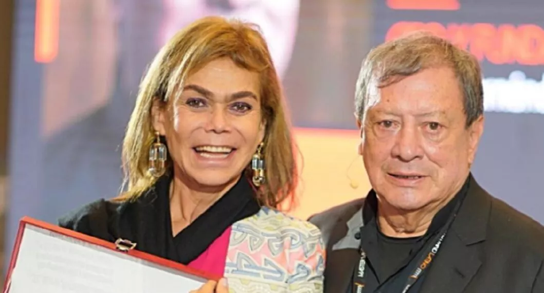 El lunes en horas de la noche falleció la esposa del empresario Mario Hernández, Olga Lucía Olarte, tras presuntamente recaer por un cáncer. 