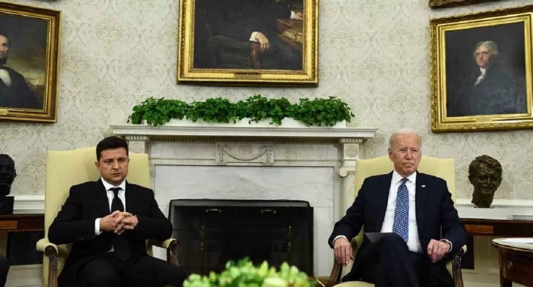 Los presidentes Volodymyr Zelensky y Joe Biden