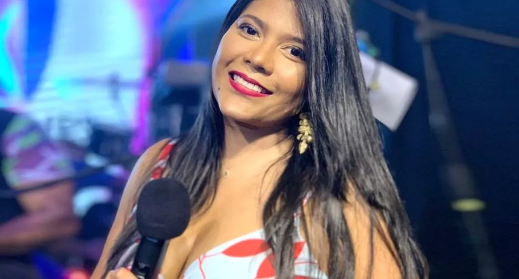 Yesenia Carrillo, presentadora de Caracol TV, llena de piropos por deporte de mar