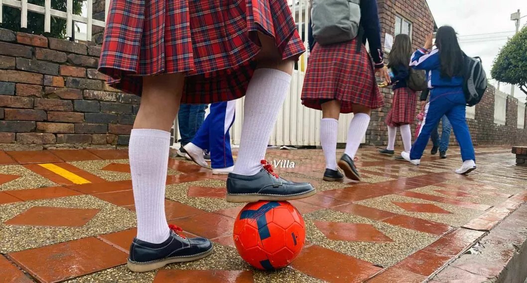 Colegio femenino Santa María de Ubaté, que habría prohíbido el fútbol a sus alumnas por ser "para hombres".
