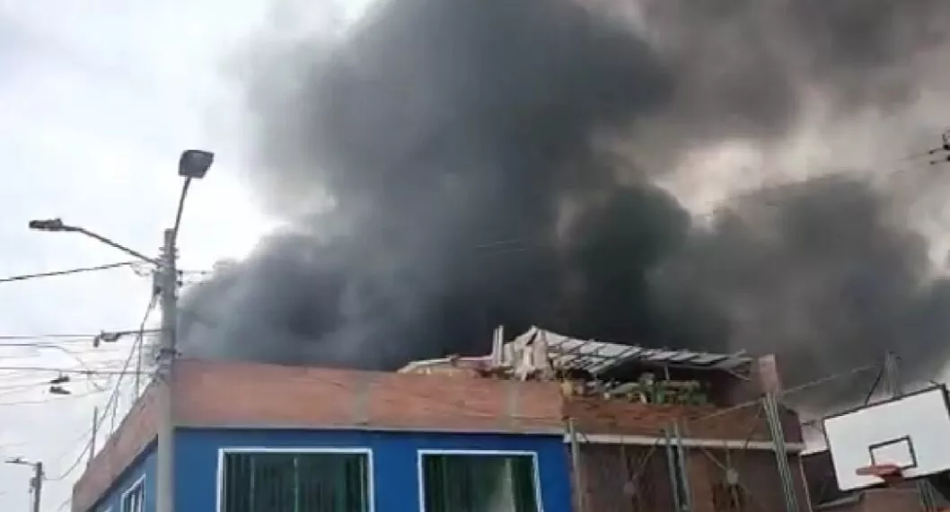 Incendios hoy en Bogotá alertaron a miles en norte y sur de la ciudad