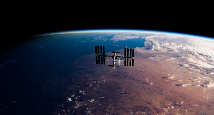 La permanencia de la Estación Espacial Internacional en órbita depende en gran parte de Rusia.