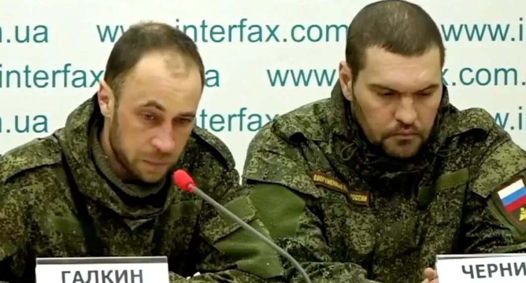 Soldados rusos aparecen en televisión de Ucrania; lloran y piden perdón