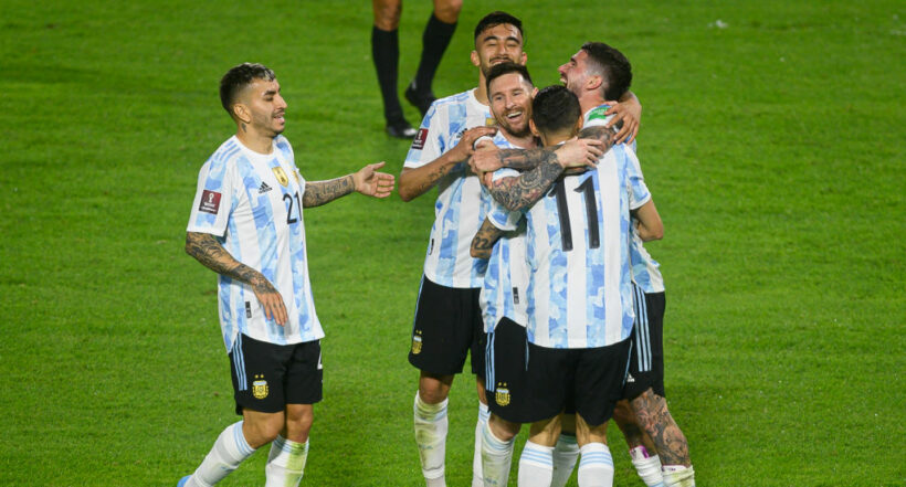 Imagen de los jugadores de la Selección Argentina de Lionel Messi, que van por récord del equipo de Alfio Basile 