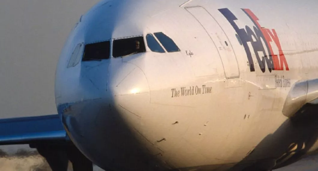 El avión en emergencia este miércoles 30 de marzo en Bogotá era de carga, de la empresa FedEx.