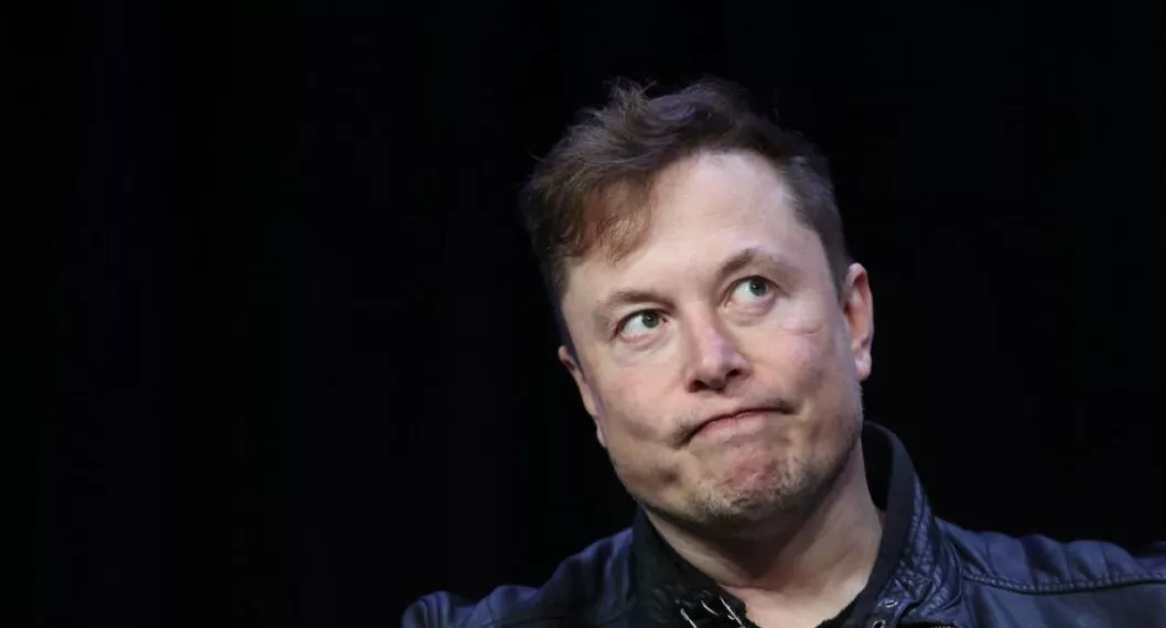 Elon Musk, fundador de Tesla, reveló las tres amenazas existencias que enfrenta la humanidad y son: la tasa de natalidad, la religión y la IA. 