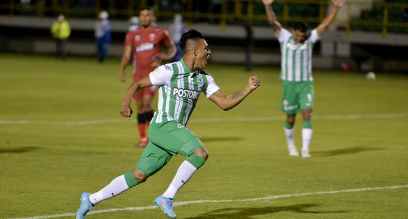 Sebastián Gómez celebrando su gol en el partido Nacional vs. Patriotas