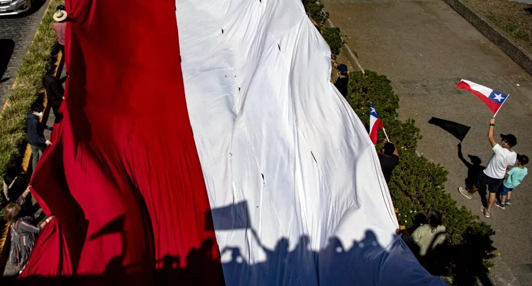 Protestas en Chile por modificaciones a la constitución.