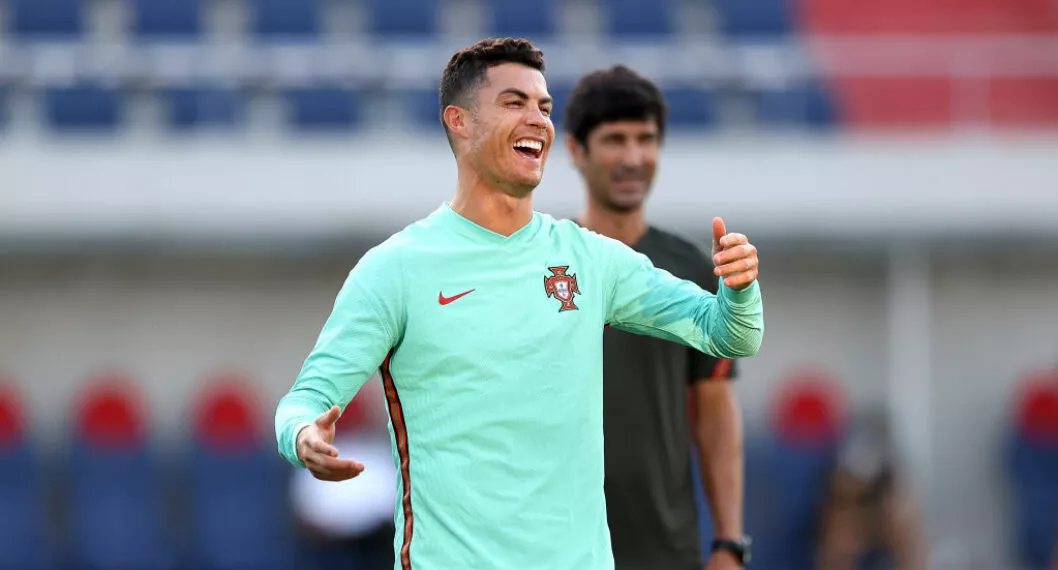 Imagen de Cristiano Ronaldo, ya que su hijo hizo gol y celebró como él