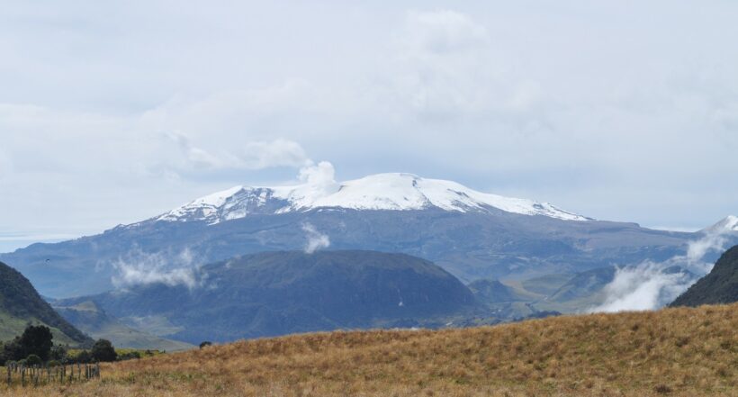 Dueños de predios vecinos aseguran que el Parque Nacional Natural Los Nevados ha corrido las cercas de sus límites sin previo aviso; la entidad se defiende.