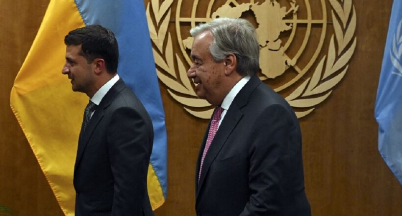 Volodymyr Zelensky, presidente de Ucrania, y António Guterres, secretario de la ONU. 