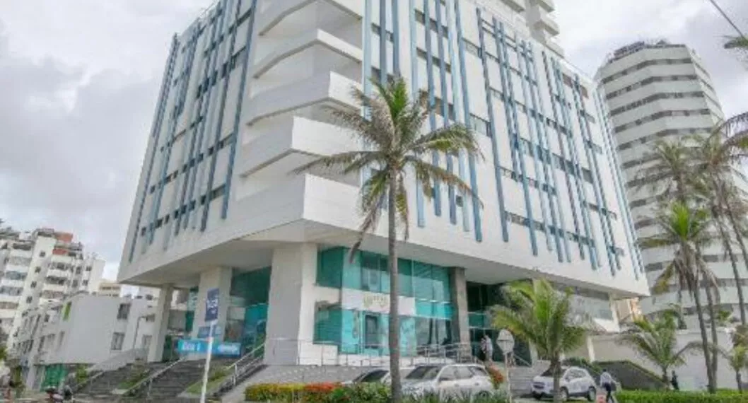 Turista cayó del piso 22 de exclusivo hotel en Cartagena; estaba departiendo con amigos