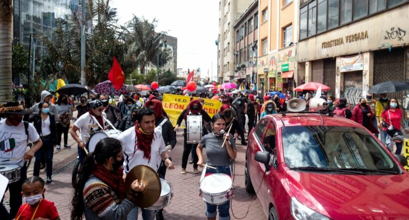 Por la conmemoración del Día Internacional del Trabajo, centrales obreras llevan a cabo marchas en Bogotá hoy, las cuales han complicado la movilidad.