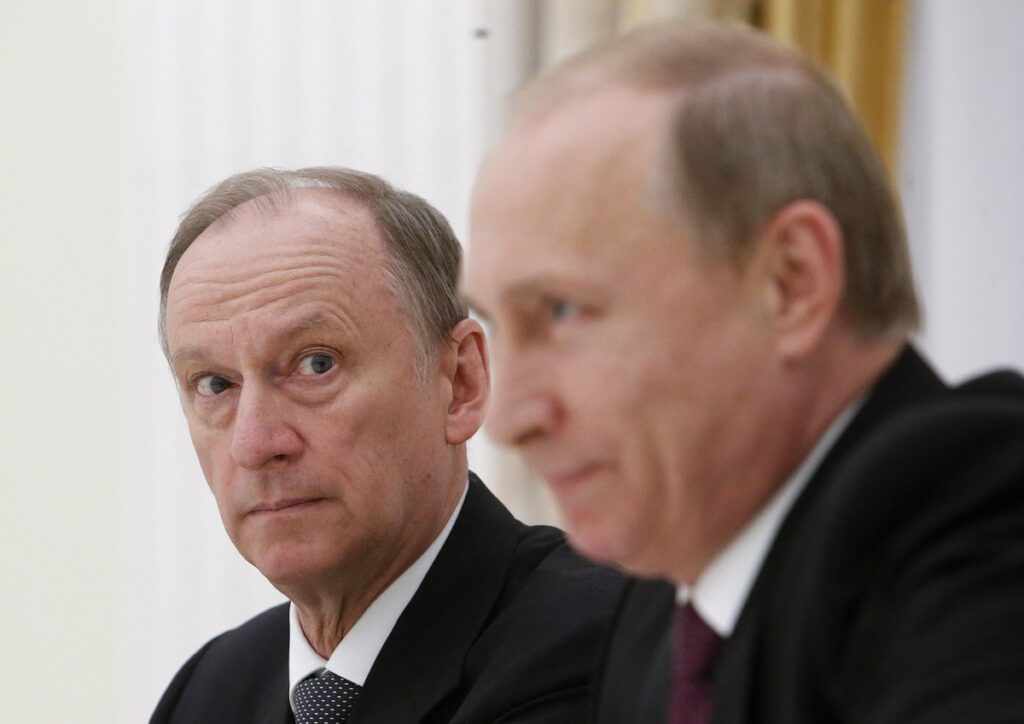 Nikolai Patrushev y Vladimir Putin / AFP