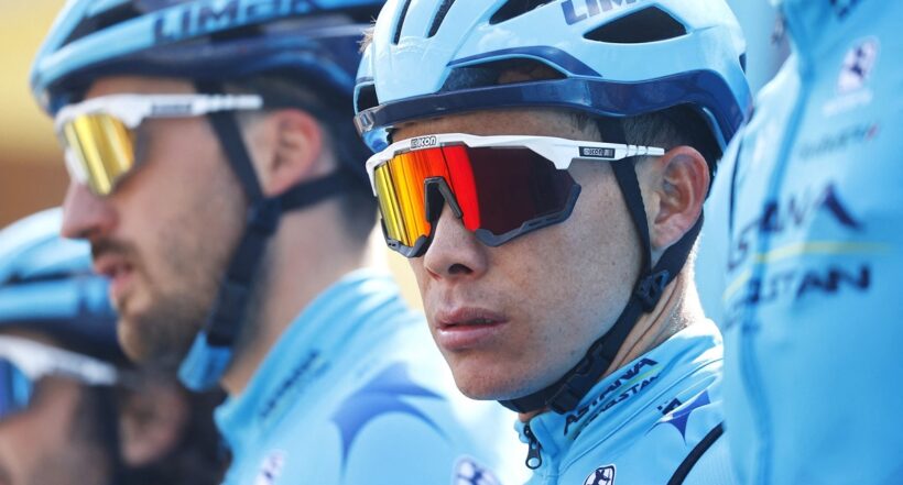 Miguel Ángel López, que lidera nómina de ciclistas colombianos preinscritos para el Giro de Italia 2022.