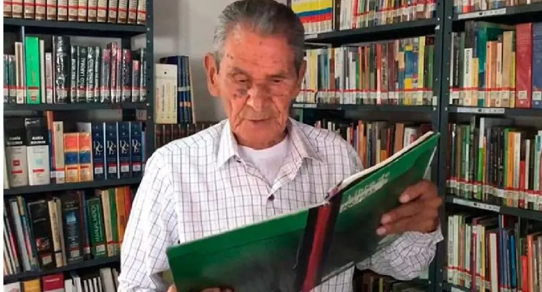 Imagen del Hombre de 91 años que no pudo terminar el colegio y a los 91 años publicó su libro
