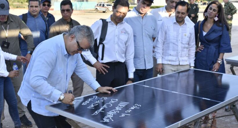 En La Loma: proyecto solar avanza en un 70%