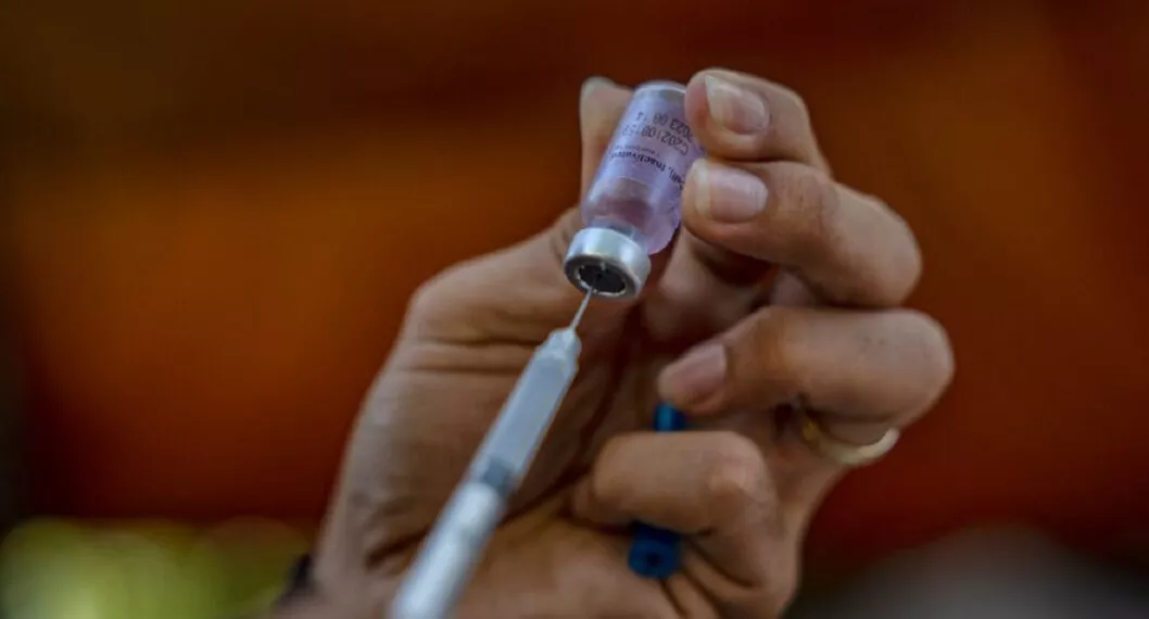 Sinovac pondrá fábrica de vacunas y medicamentos en Colombia