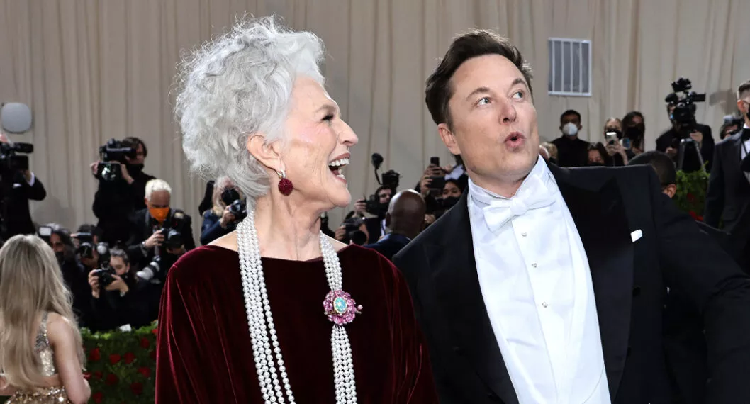 Elon Musk bromeó al hablar de su muerte y hasta su mamá lo regañó por Twitter