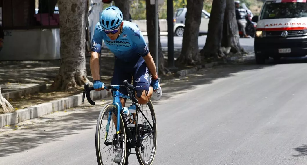Miguel Ángel López hoy confirmó lesión por la que abandonó el Giro de Italia