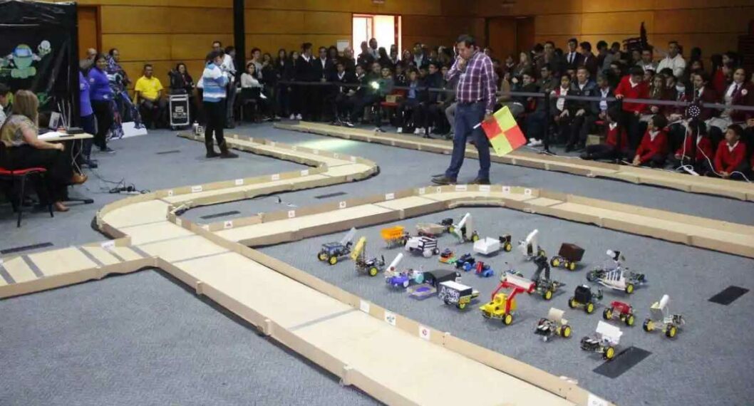 Imagen de robóts a propósito de INgenio y su concurso de robótica para jovenes del país ya dio inicio