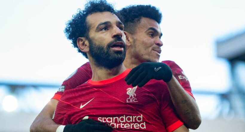 Foto de Mohamed Salah y Luis Díaz, en nota de Luis Díaz en Liverpool: Mohamed Salah habló de él previo a Champions; qué afirmó.