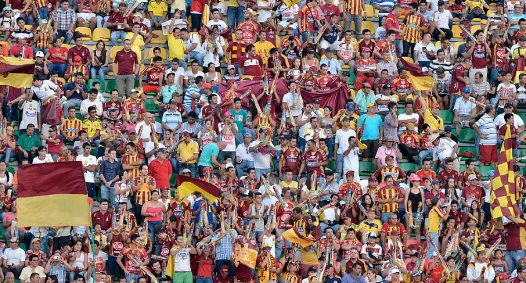 Imagen de fanáticos de Deportes Tolima que dice que los hinchas no acompañan, no vendieron 2.000 abonos