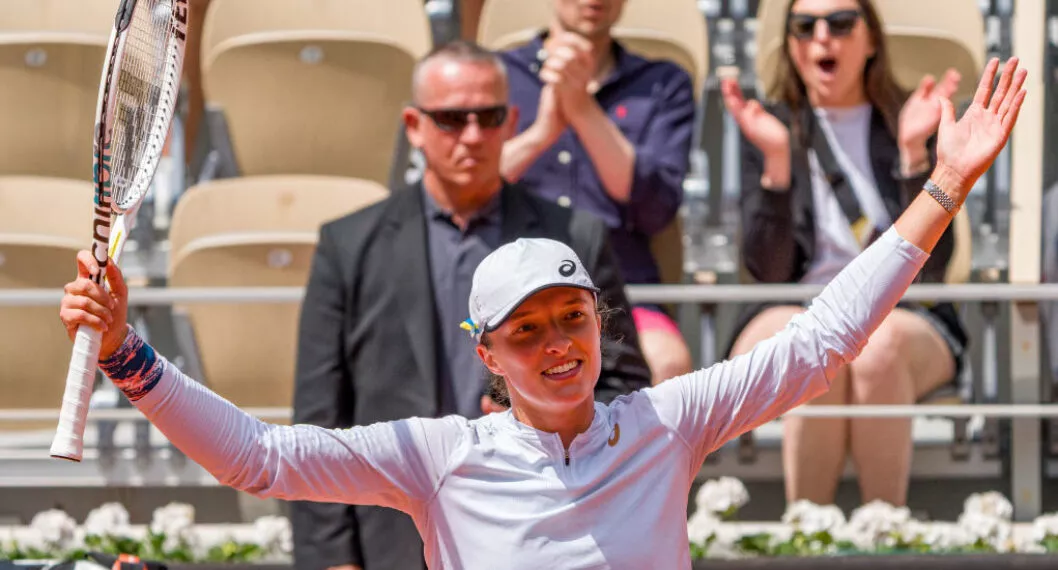 Imagen de la jugadora de Roland Garros: Iga Swiatek se metió a la final y sigue rompiendo récords