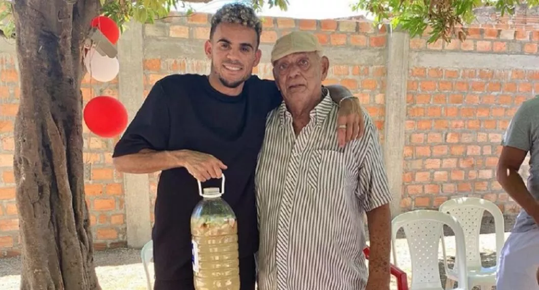 Luis Díaz, a propósito de su sencillez con un hombre en La Guajira.