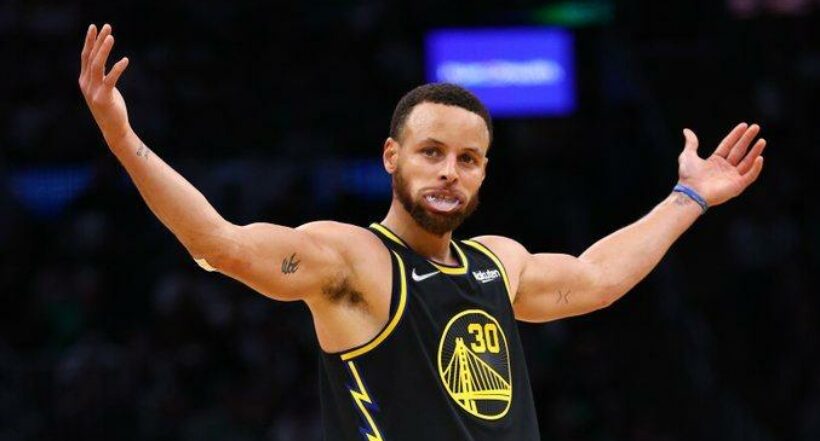 Imagen del jugador de la NBA, Stephen Curry que lideró a Golden State Warriors en victoria contra Boston