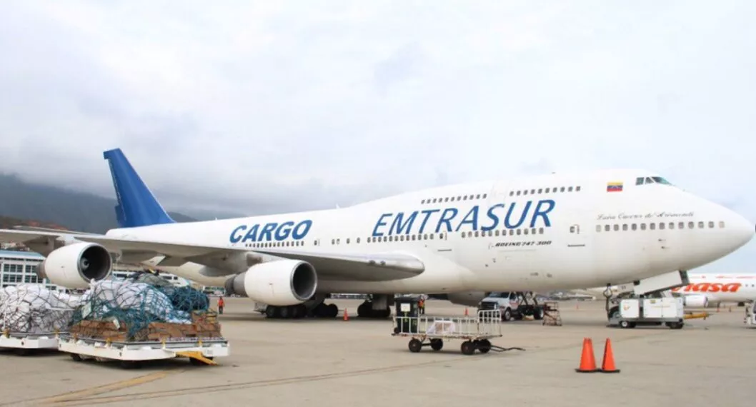Avión de Emtrasur, retenido en Argentina