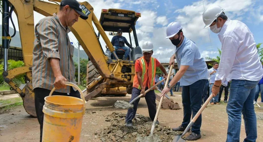 Cinco barrios de Manaure serán beneficiados con obras de pavimentación 