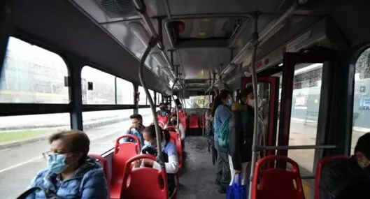 Imagen de un Transmilenio, a propósito que continua con problemas de conectividad de cámaras de buses