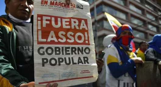 Legisladores quieren sacar a presidente de Ecuador; ya son seis los muertos en protestas