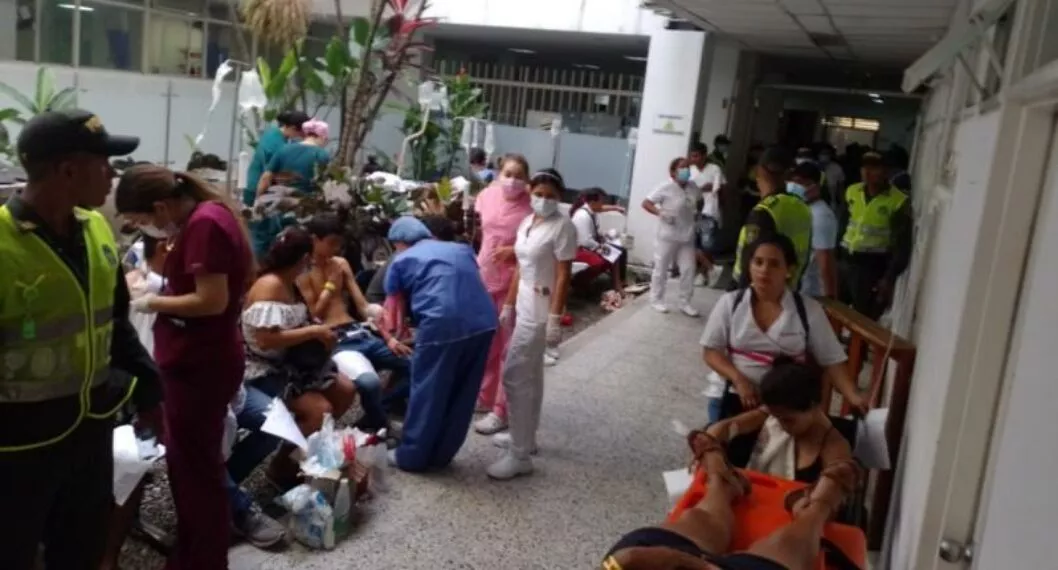 El hospital del Espinal colapsa por la tragedia de la plaza de toros.