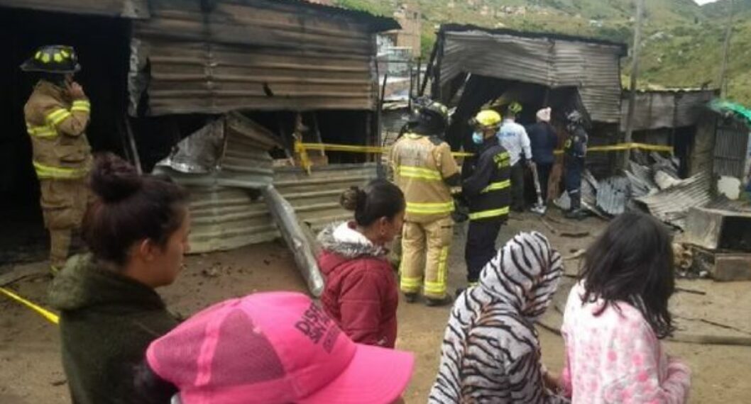 Una mujer y sus dos hijos murieron en un incendio en el sur de Bogotá