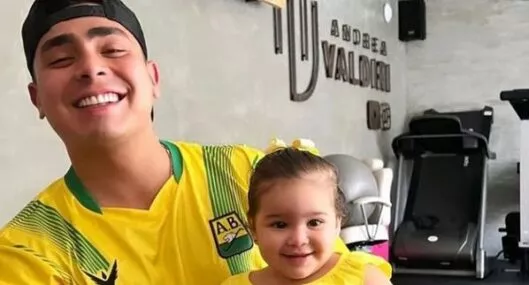 VIDEO: tierna reacción de Adhara, hija de Andrea Valdiri a masaje de Felipe Saruma