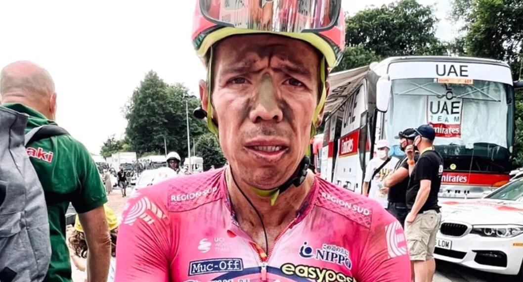 Rigoberto Urán, que dice que el "Tour de Francia es una locura" y que aún "habla m..."