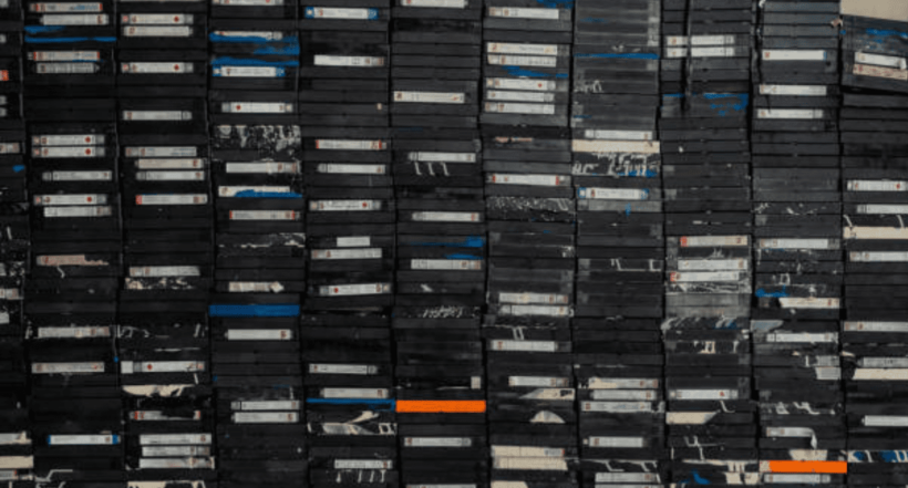Imagen de VHS a propósito de las  razones por las que los coleccionistas pagan una millonada por los VHS