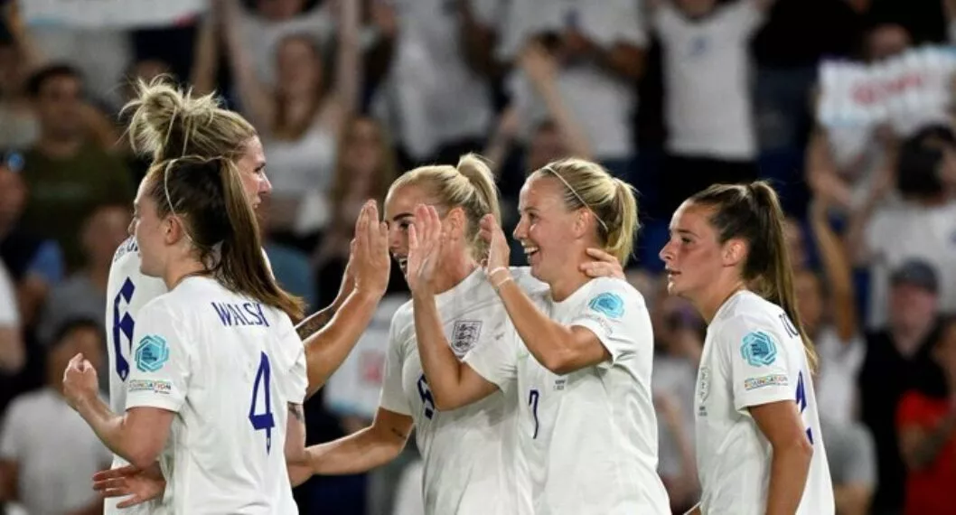 Imagen de un partido de la Eurocopa Femenina 2022, ya que Inglaterra le ganó 8-0 a Noruega y es favorito