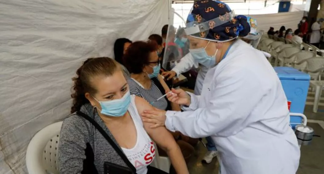 Secretaría de Salud: se acabaron las vacunas Sinovac contra el covid-19 en Bogotá