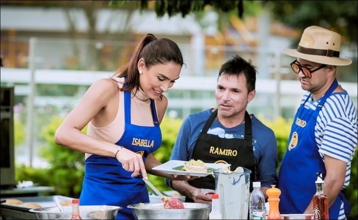 Luego de ganar el 'reality' de cocina de RCN, ‘Mastechef’, Ramiro Meneses contó qué fue lo que pasó con Isabella santiago y cómo termino su relación. 