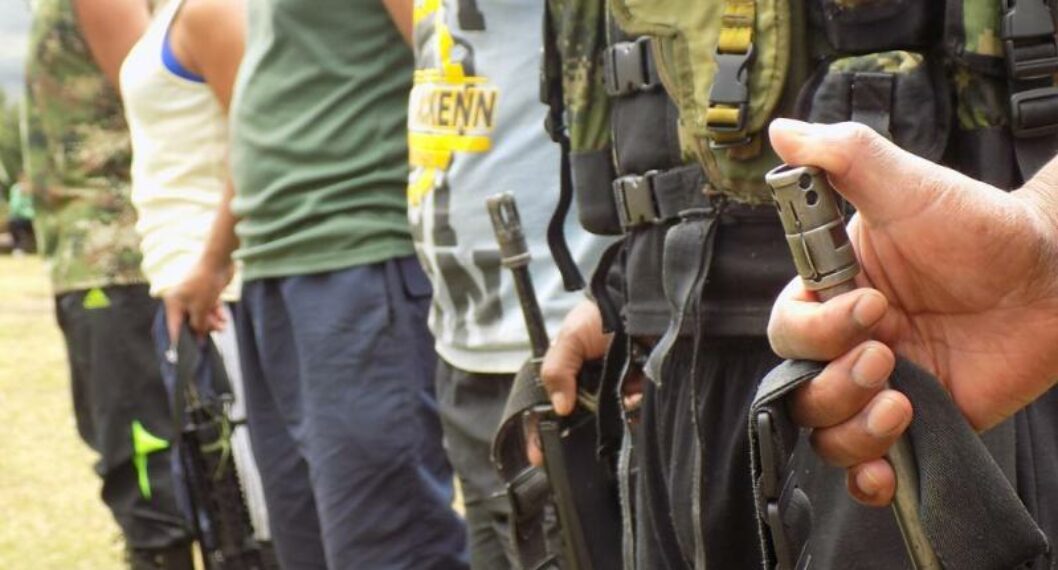 Imagen de un grupo armado a propósito que en Tolima el Eln estaría amenzando a alcaldes del norte del departamento