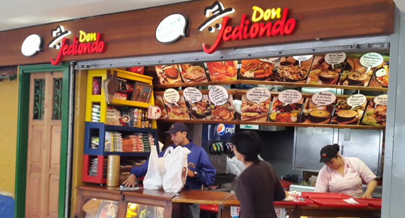 "Estamos al día": Don Jediondo da la cara y habla de las deudas de sus restaurante