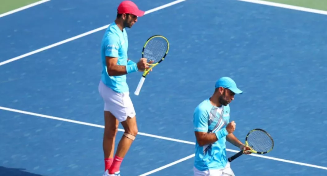 Juan Sebastián Cabal y Robert Farah debutaron con victoria en el ATP 500 de Washington, luego de estar a solo dos puntos de perder el juego. 