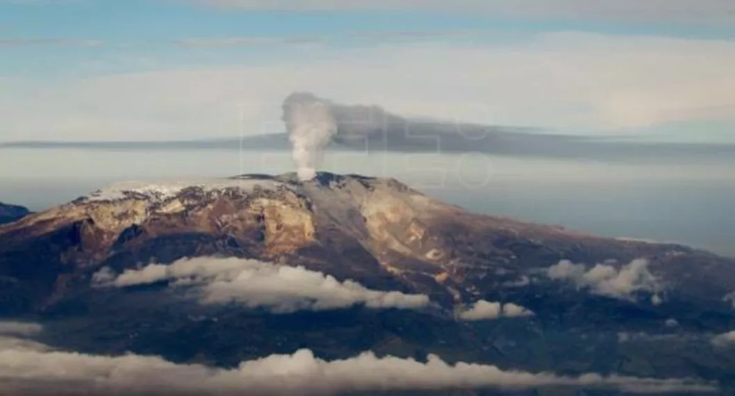 El Volcán Nevado del Ruiz ha presentado fumarolas la primera semana de agosto del 2022.
