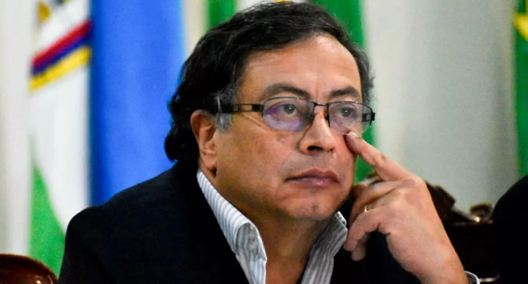 Gustavo Petro buscará impulsar una reforme contra los permisos especiales de porte de armas en Colombia.