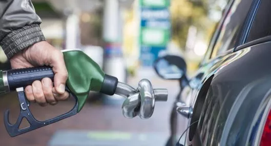 Reforma de Gustavo Petro pondrá gasolina más cara en varias zonas